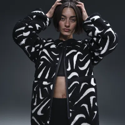 Nike Women's  Sportswear Loose High-pile Jacket In Black