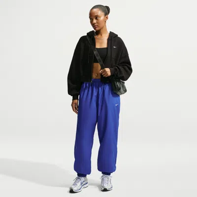 Nike Women's  Sportswear Loose Mid-rise Uv Jogger Pants In Blue