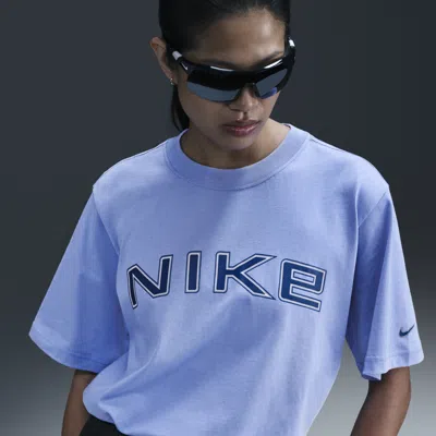 Nike Women's  Sportswear Loose Short-sleeve Graphic T-shirt In Blue