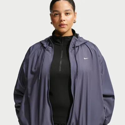 Nike Women's  Sportswear Loose Uv Hooded Jacket (plus Size) In Blue