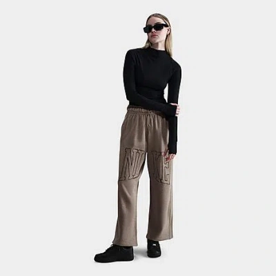 Nike Women's Sportswear Mid-rise Oversized Open-hem French Terry Pants In Mink Brown/heather