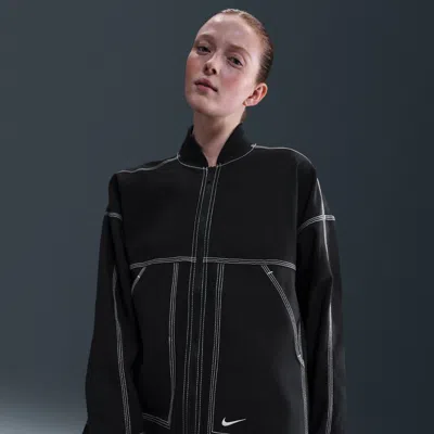 Nike Women's  Sportswear Oversized Graphic Cargo Jacket In Black