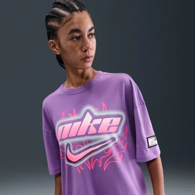 Nike Women's  Sportswear Oversized Graphic T-shirt In Purple