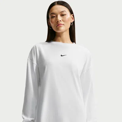 Nike Women's  Sportswear Oversized Long-sleeve T-shirt In White