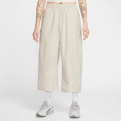 Nike Women's  Sportswear Oversized Mid-rise Woven Pants In Neutral