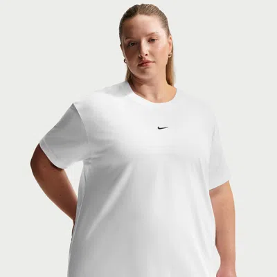 Nike Women's  Sportswear Oversized Short-sleeve T-shirt (plus Size) In White
