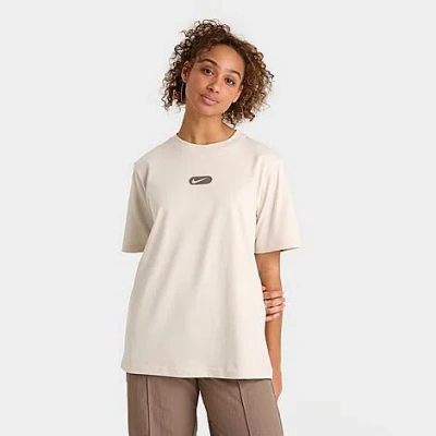 Nike Women's Sportswear Oversized Swoosh T-shirt In Light Ore/mink