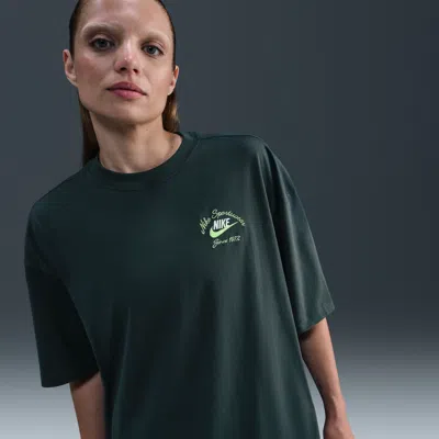 Nike Women's  Sportswear Oversized T-shirt In Green
