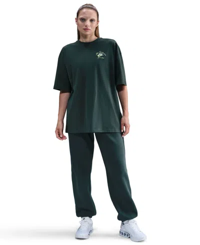 Nike Women's Sportswear Oversized T-shirt In Green