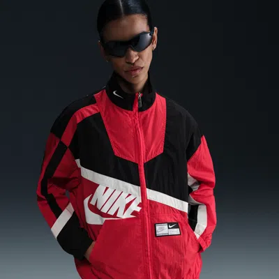 NIKE WOMEN'S  SPORTSWEAR OVERSIZED WOVEN JACKET,1015649387