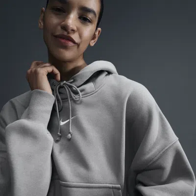 Nike Women's  Sportswear Phoenix Fleece Over-oversized Pullover Hoodie In Green