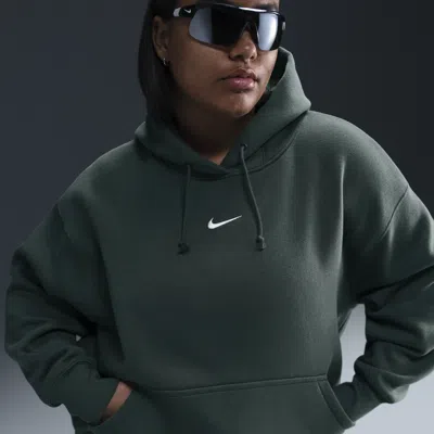Nike Women's  Sportswear Phoenix Fleece Oversized Pullover Hoodie (plus Size) In Green