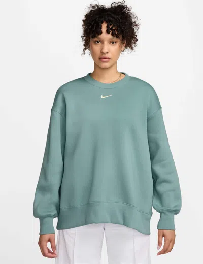 NIKE WOMEN'S SPORTSWEAR PHOENIX FLEECE OVERSIZED SWEATSHIRT