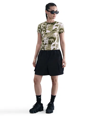 Nike Women's Sportswear Slim-fit T-shirt In Green