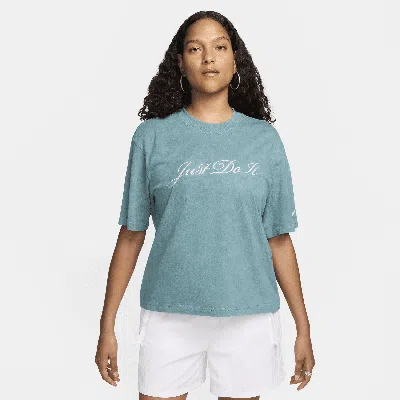 Nike Just Do It Boxy Embroidered T-shirt In Green