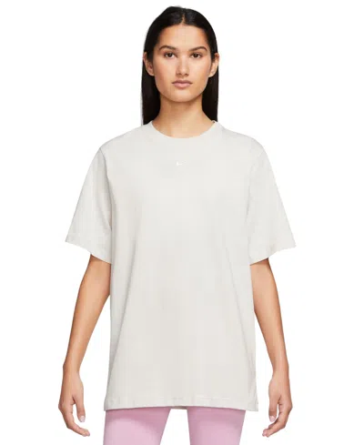 Nike Women's Sportswear T-shirt In Light Orewood Brn,white