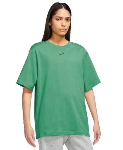 Nike Women's Sportswear T-shirt In Malachite