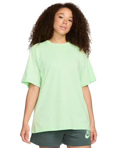 Nike Women's Sportswear T-shirt In Vapor Green,white