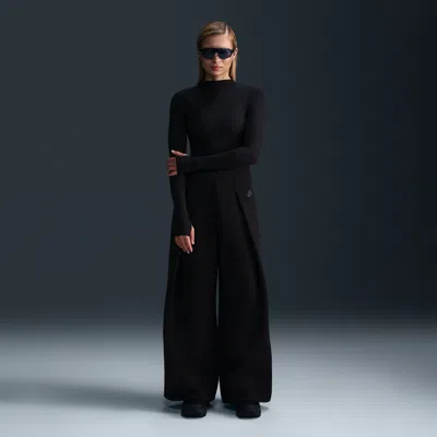 Nike Women's  Sportswear Tech Fleece High-waisted Pleated Pants In Black