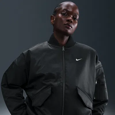 Nike Women's  Sportswear Therma-fit Reversible Bomber Jacket In Black