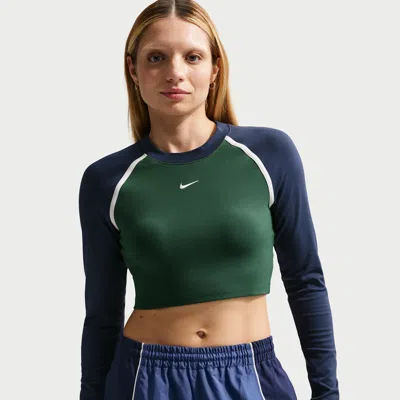 Nike Women's  Sportswear Tight Long-sleeve Cropped Top In Green