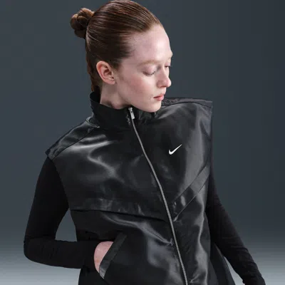 Nike Women's  Sportswear Windrunner Vest In Black