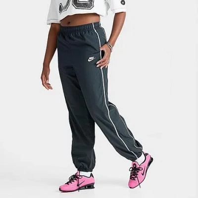 Nike Women's Sportswear Windrunner Woven Jogger Pants In Gray