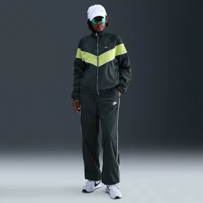 Nike Women's  Sportswear Windrunner Woven Pants In Multi