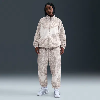 Nike Women's  Sportswear Woven Printed Pants In Gray