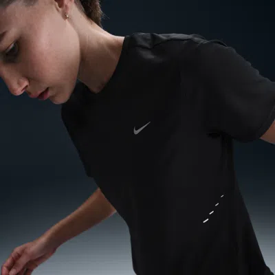 NIKE WOMEN'S SWIFT DRI-FIT SHORT-SLEEVE RUNNING TOP,1015660901