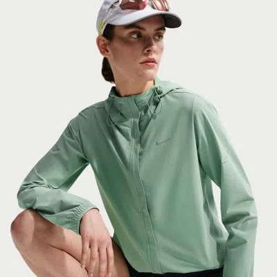 Nike Women's Swift Repel Packable Running Jacket In Green