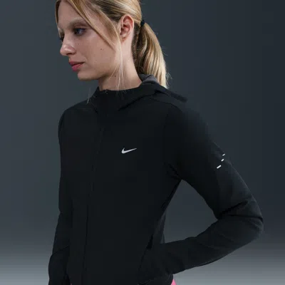 Nike Women's Swift Therma-fit Fitted Running Jacket In Black
