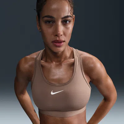 Nike Women's Swoosh Medium Support Padded Sports Bra In Minkbn,whi