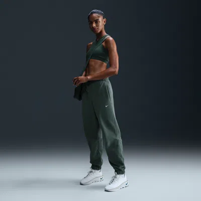 Nike Women's Therma-fit One Loose Fleece Pants In Green
