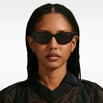 Nike Women's Tide Crest Sunglasses In Black