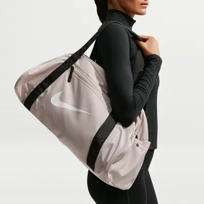 Nike Women's Training Duffel Bag (24l) In Brown