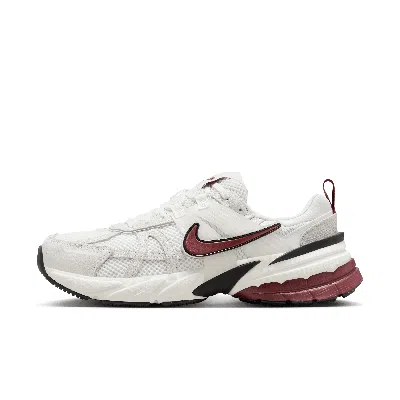 NIKE WOMEN'S V2K RUN SE SHOES,1015635197