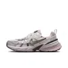 Nike Women's V2k Run Shoes