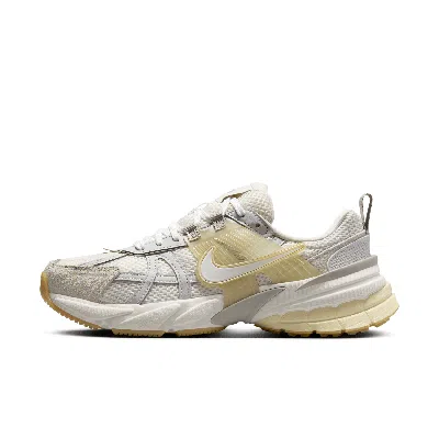 NIKE WOMEN'S V2K RUN SHOES,1015684612