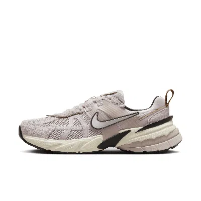 NIKE WOMEN'S V2K RUN SHOES,1014722546