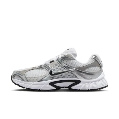 Nike Women's V5 Rnr Shoes