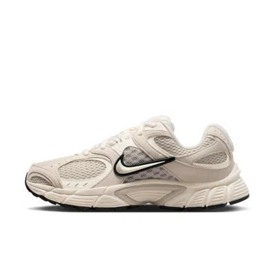 Nike Women's V5 Rnr Shoes