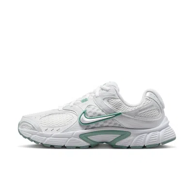 NIKE WOMEN'S V5 RNR SHOES,1015742873