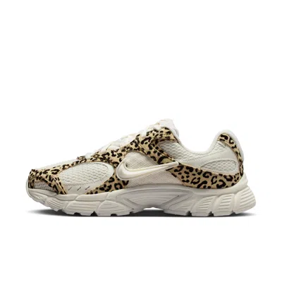Nike V5 Rnr Sneaker In Multi