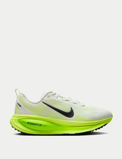 Nike Women's Vomero 18 Running Shoes