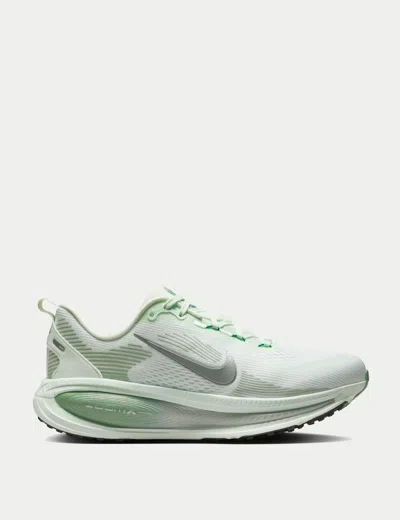 Nike Women's Vomero 18 Running Trainers In Green