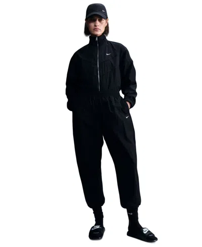 Nike Women's Windrunner Full-zip Contrast-trim Jacket In Irnstn,whi