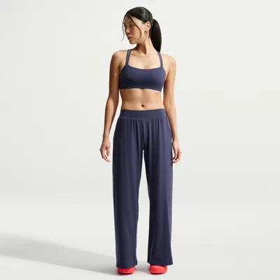 Nike Women's Zenvy Mid-rise Wide-leg Pants In Green