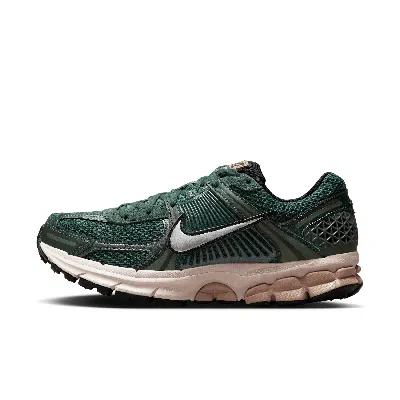 Nike Women's Zoom Vomero 5 Shoes In Green