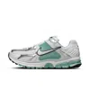 Nike Zoom Vomero 5 Sneaker In White